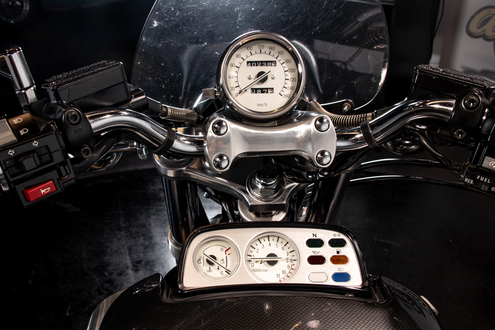 2001 Yamaha V MAX 23