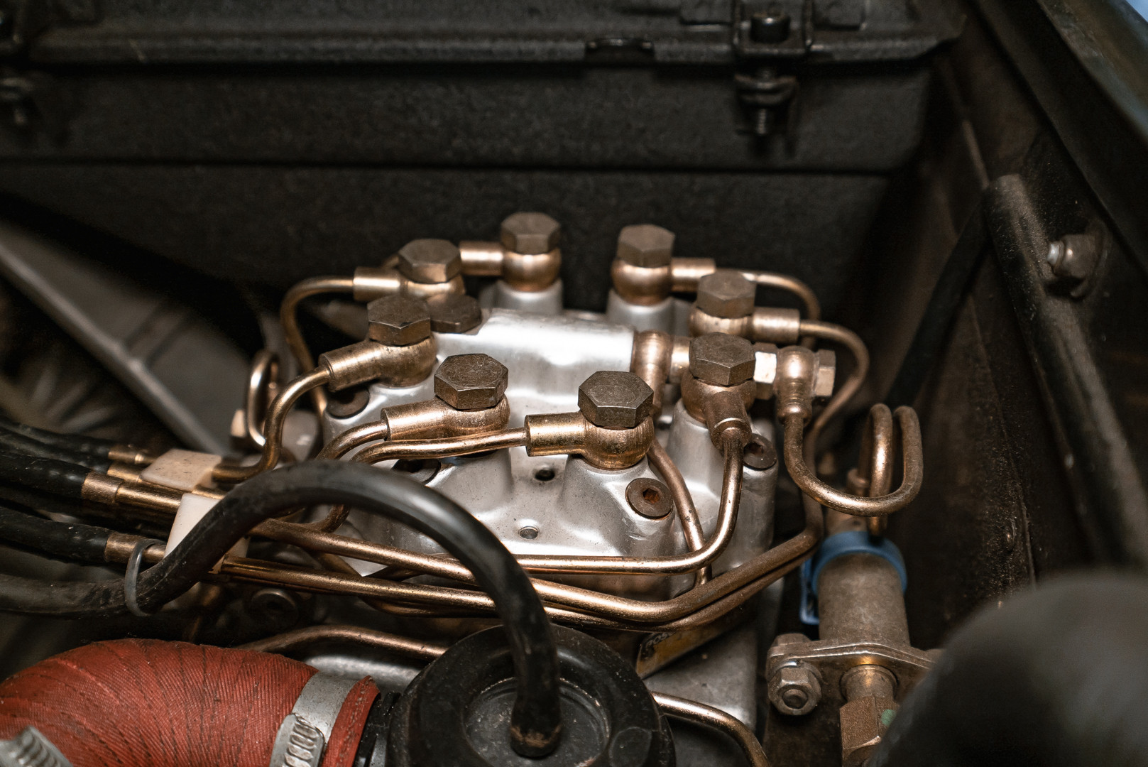 1988 FERRARI 208 GTS TURBO INTERCOOLER 64