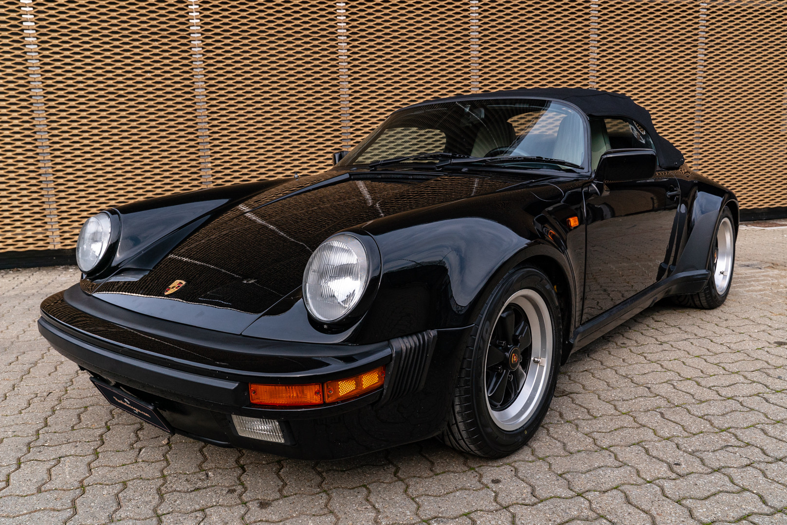 1989 Porsche 911 Speedster Turbo Look 6