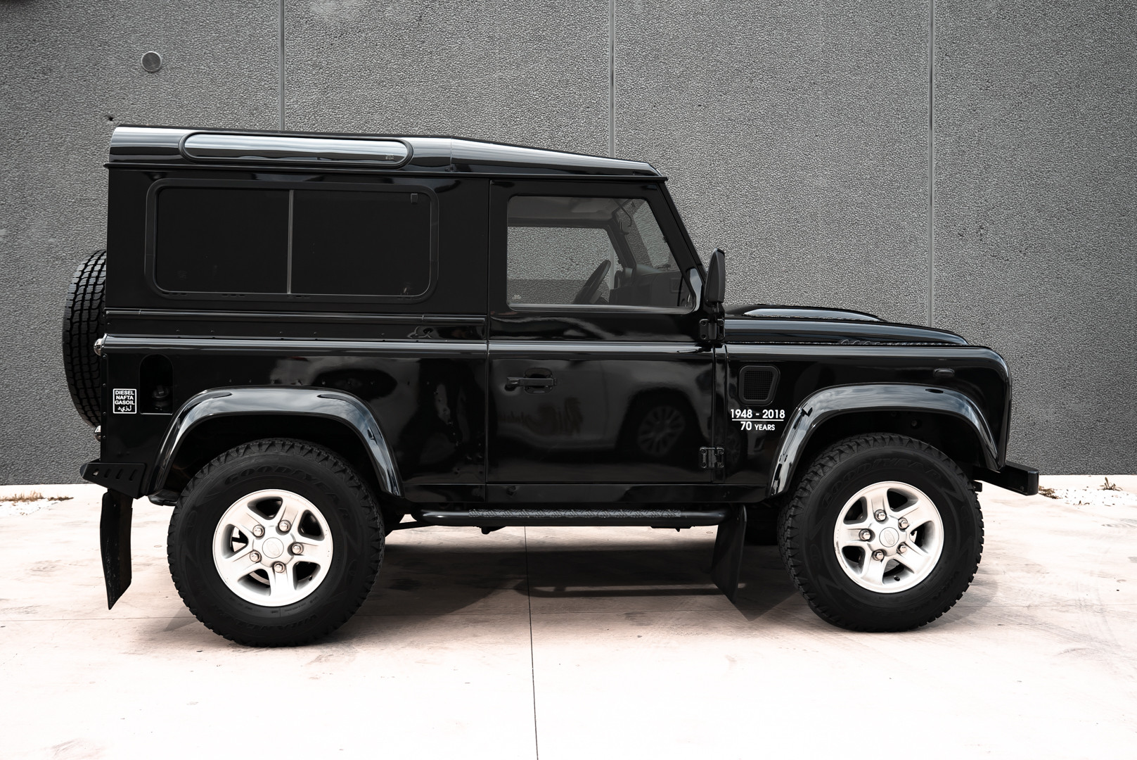 2008 Land Rover Defender 90 2.4 TD4 10
