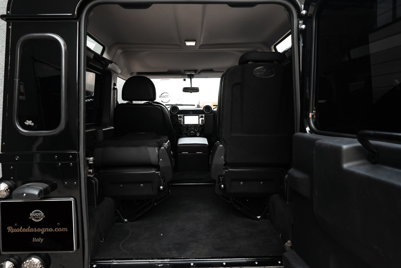 2008 Land Rover Defender 90 2.4 TD4 43