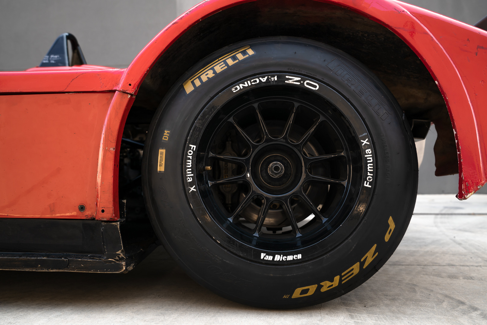 2004 Van Diemen Formula X RF04 CFX 14