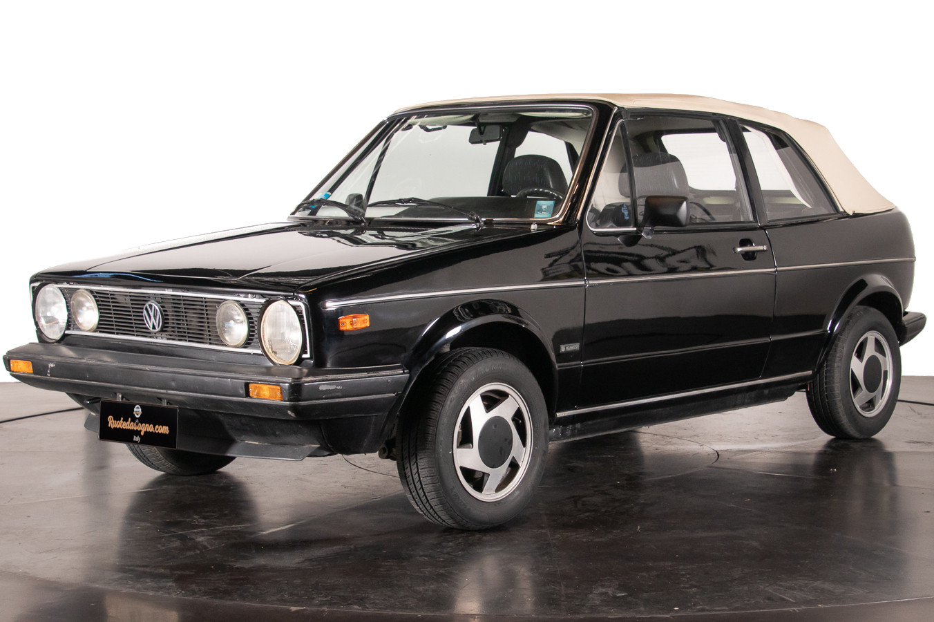 1985 Volkswagen Golf Cabriolet 0