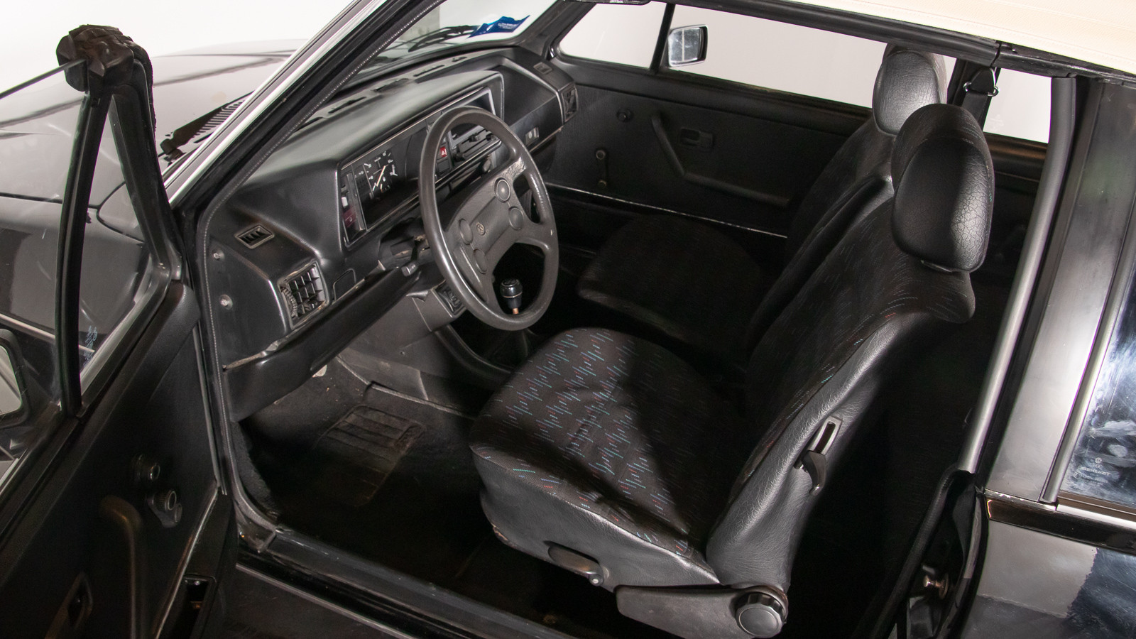 1985 Volkswagen Golf Cabriolet 15