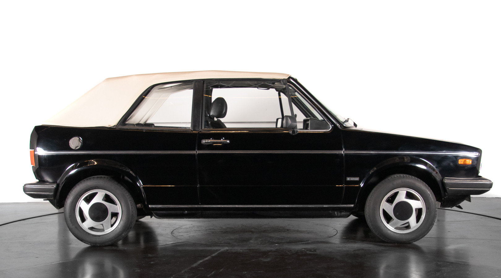 1985 Volkswagen Golf Cabriolet 4