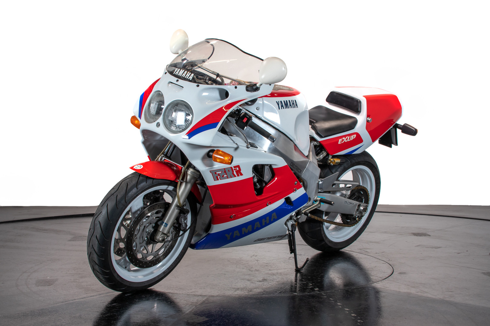 1989 Yamaha FZR 750 R (OW01) 6