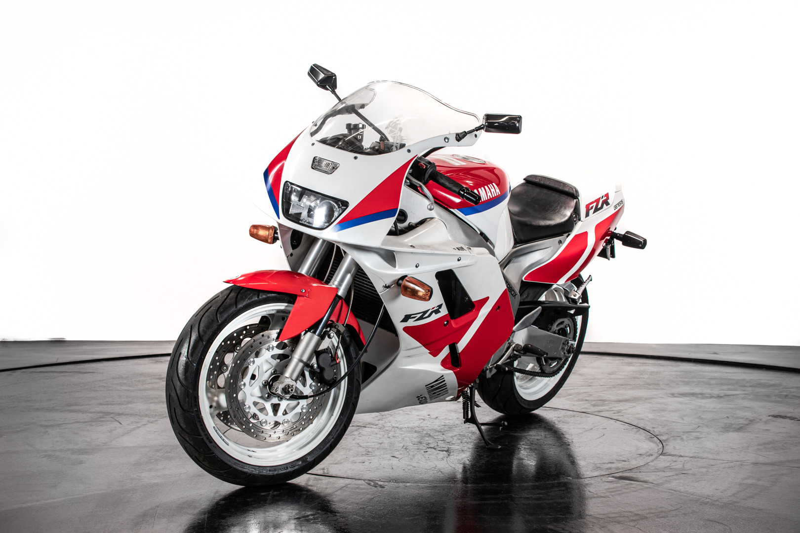 1991 Yamaha FZR1000 3GM 2