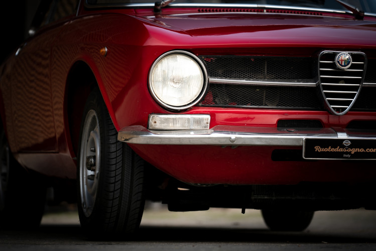 1973 Alfa Romeo GT 1300 Junior 3