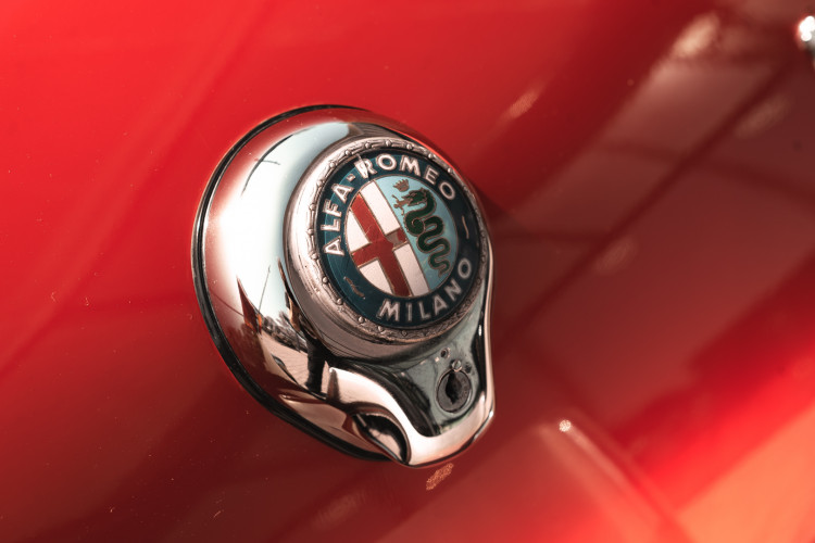 1963 Alfa Romeo Giulia Spider 20