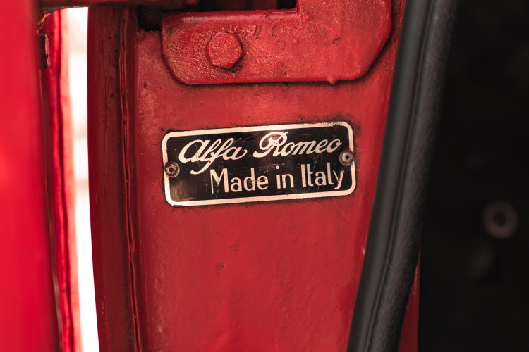 1963 Alfa Romeo Giulia Spider 34