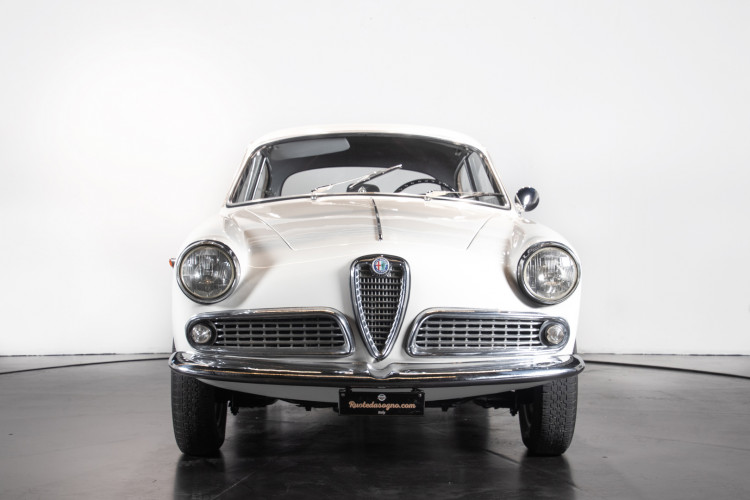 1960 Alfa Romeo Giulietta Sprint 8