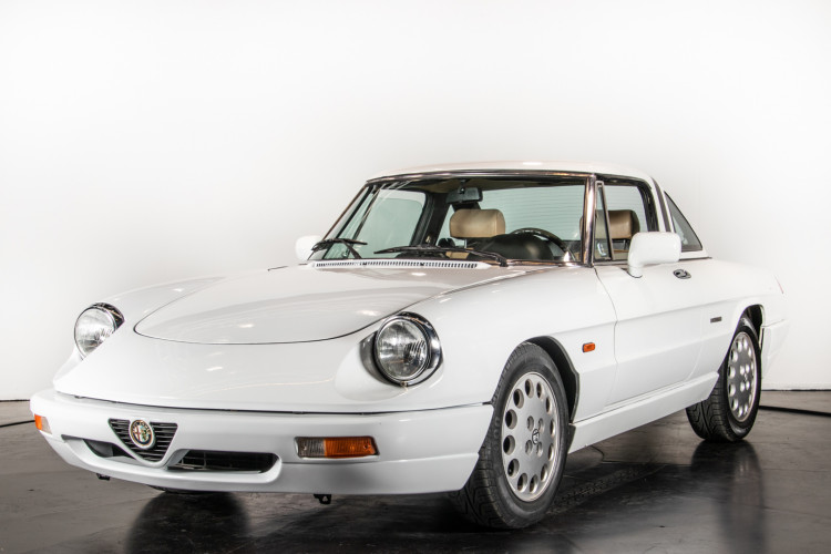1990 Alfa Romeo spider 2000 "Duetto" 0