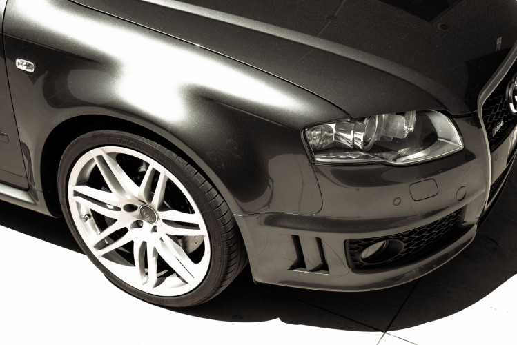 2006 Audi RS4 Avant Quattro V8 4.2 FSI 9