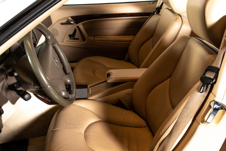 2000 Mercedes-Benz SL500 21
