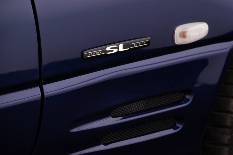2000 Mercedes Benz SL500 Blue Edition 10