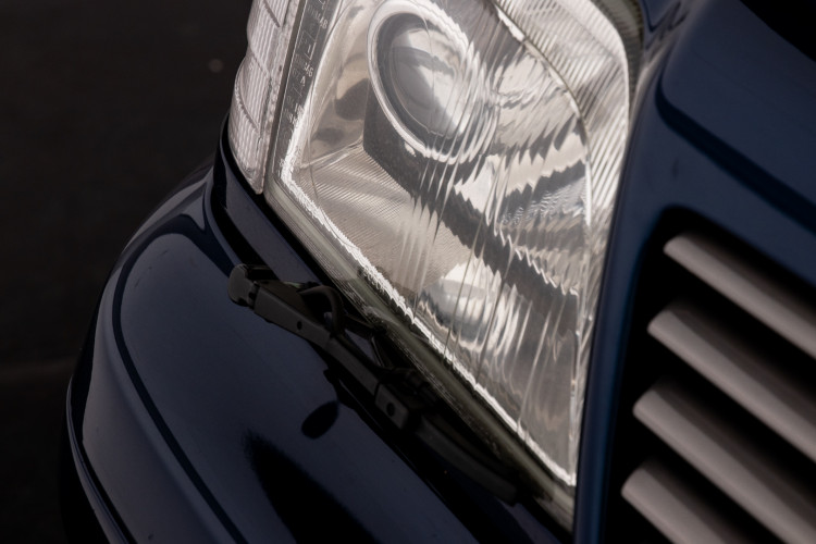 2000 Mercedes Benz SL500 Blue Edition 13