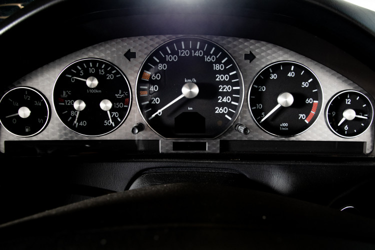 2000 Mercedes Benz SL500 Blue Edition 22