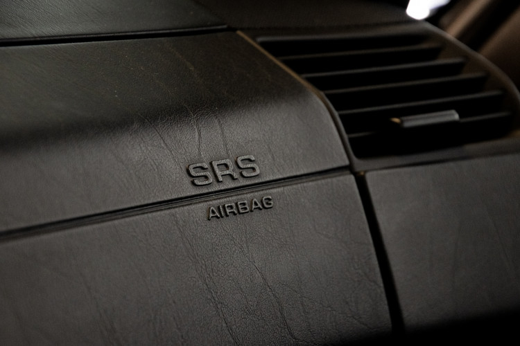 2000 Mercedes Benz SL500 Blue Edition 34