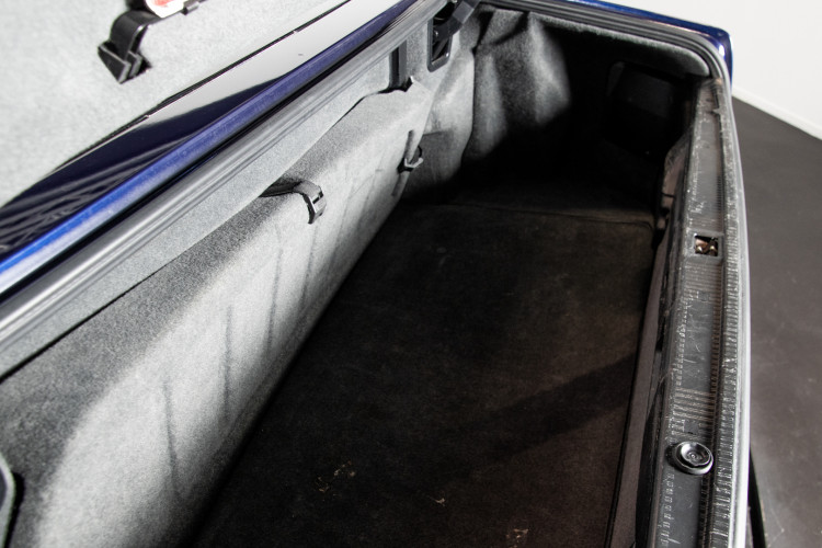 2000 Mercedes Benz SL500 Blue Edition 39