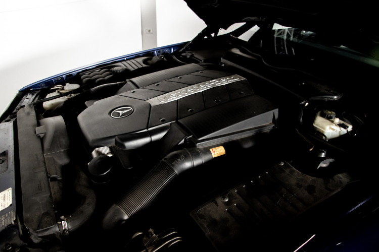 2000 Mercedes Benz SL500 Blue Edition 44