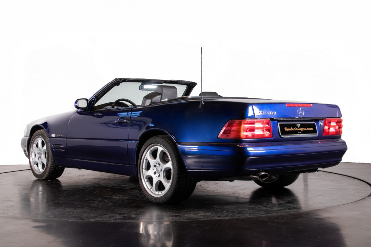 2000 Mercedes Benz SL500 Blue Edition 2