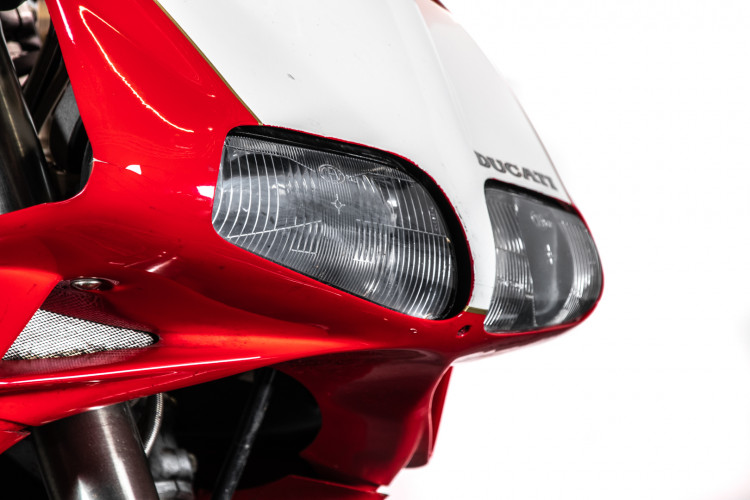 1997 DUCATI 916 10