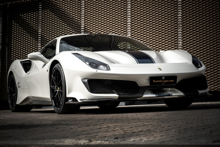 2020 Ferrari 488 Pista 11