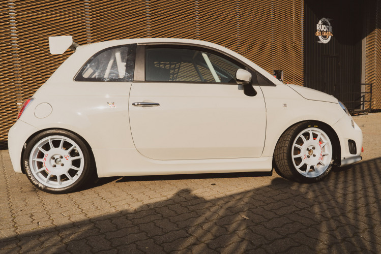 2009 Fiat 500 Abarth Assetto Corse 8