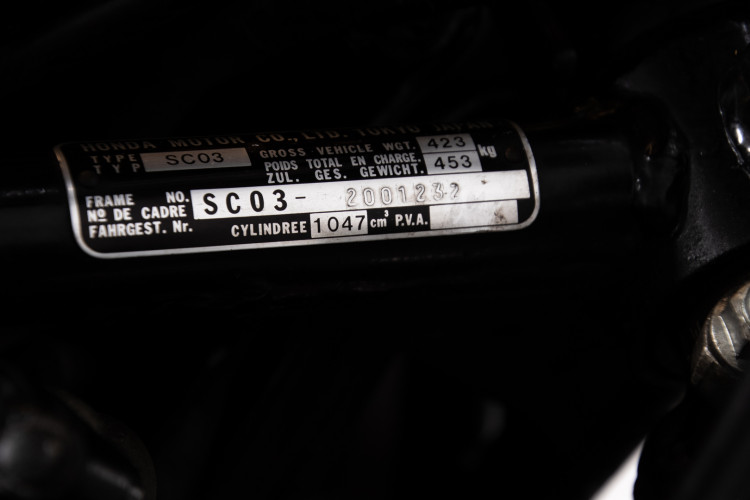 1981 HONDA CBX1000 25