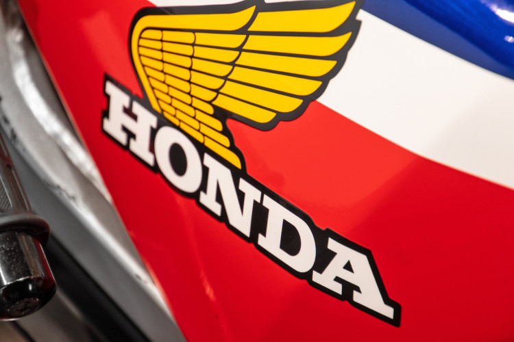 1984 Honda VF1000R 12