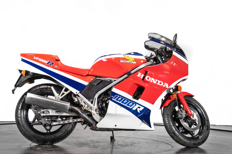 1984 Honda VF1000R 4