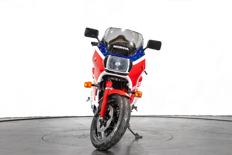 1984 Honda VF1000R 2
