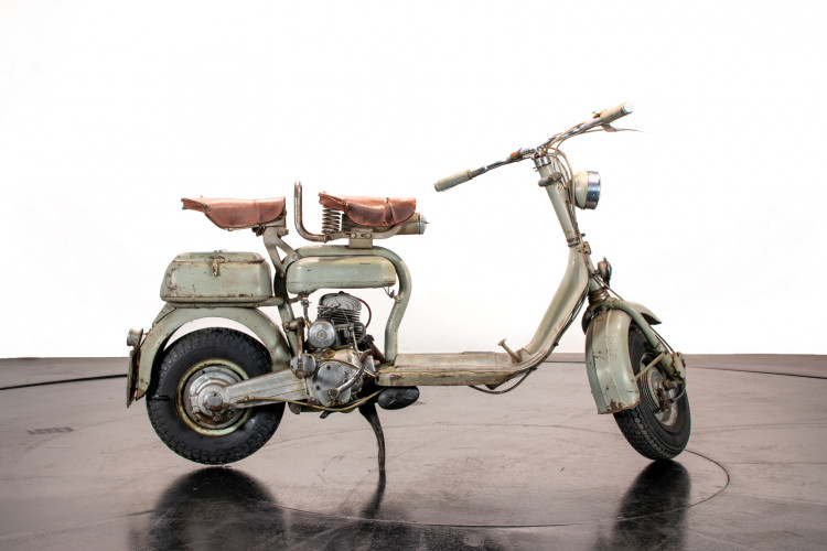 1953 INNOCENTI LAMBRETTA 125 4
