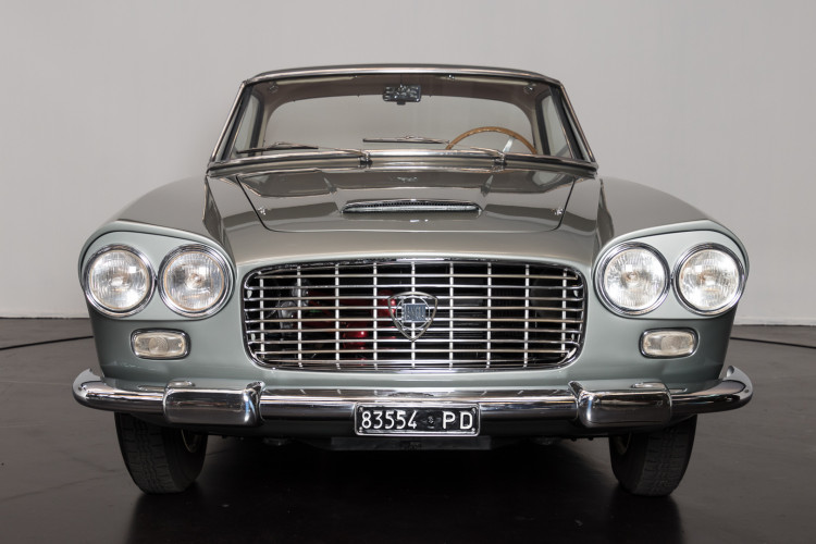 1961 Lancia Flaminia GT 2.5 Touring 1