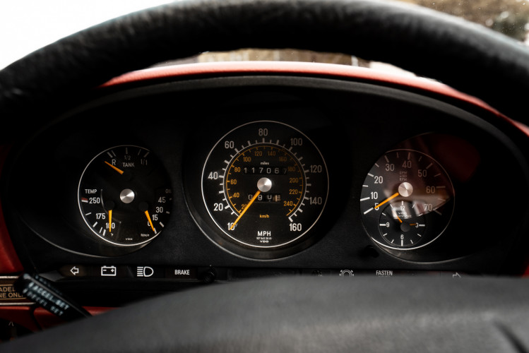 1977 Mercedes-Benz SL 450 31