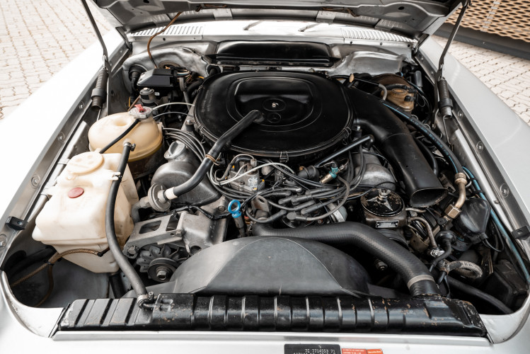 1977 Mercedes-Benz SL 450 36