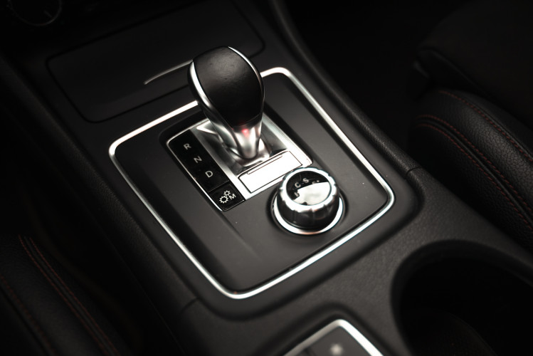 2015 Mercedes-Benz GLA AMG 45 27
