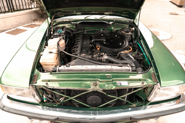 1986 Mercedes-Benz SL 300 34