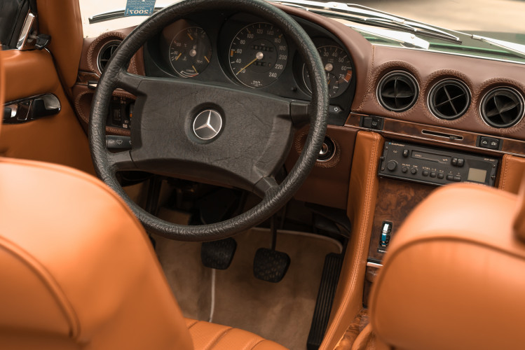 1986 Mercedes-Benz SL 300 19