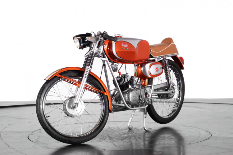 1982 MONDIAL RECORD 8