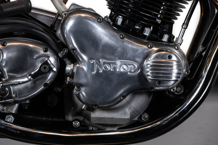 1971 Norton Commando 750 PR 19