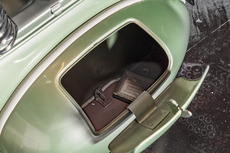 1949 Piaggio Vespa Bacchetta 19