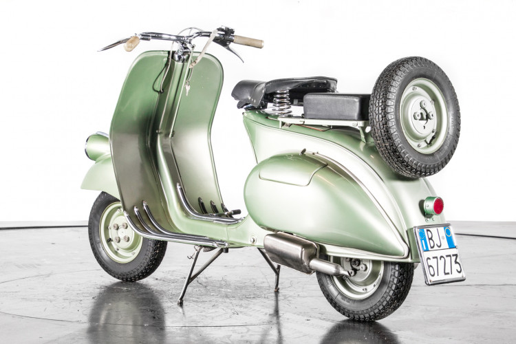1949 Piaggio Vespa Bacchetta 7
