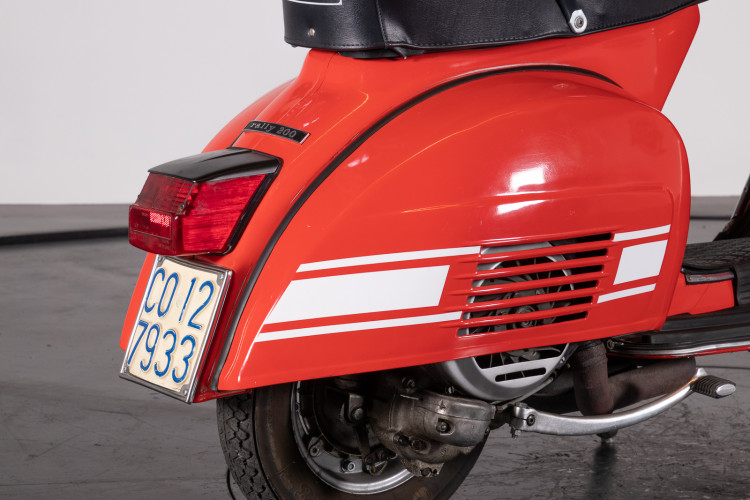 1973 Piaggio Vespa Rally 200 7