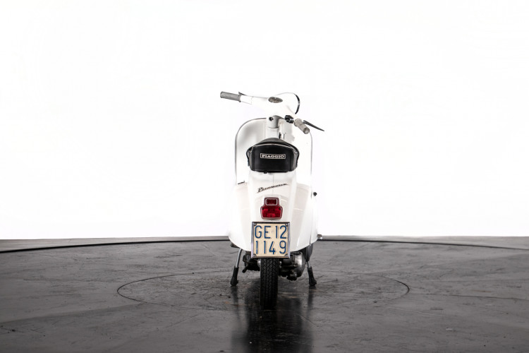 1972 Piaggio Vespa 125 Primavera 4