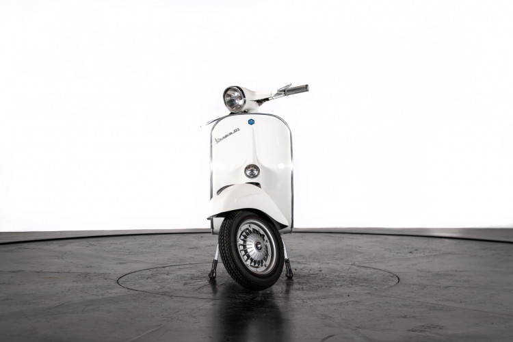 1972 Piaggio Vespa 125 Primavera 2
