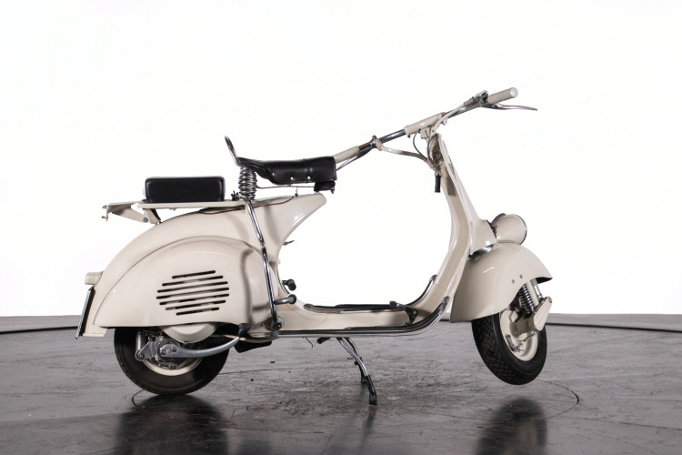 1953 Piaggio Vespa 125 VM1T 6