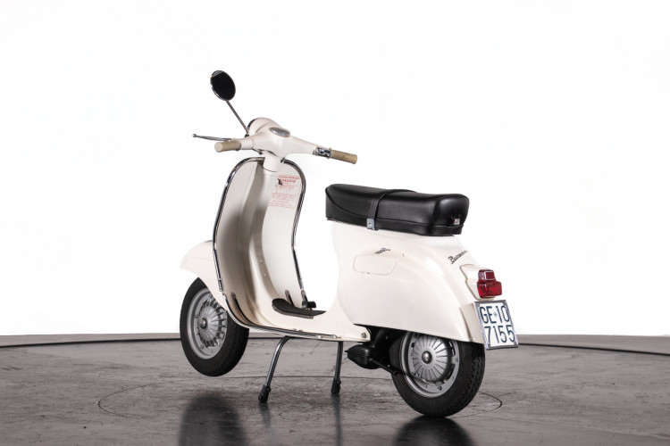 1969 Piaggio Vespa 125 Primavera 3