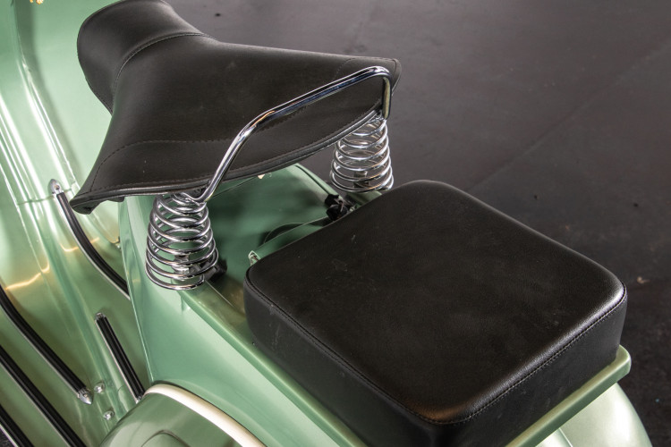 1952 Piaggio Vespa 125 8