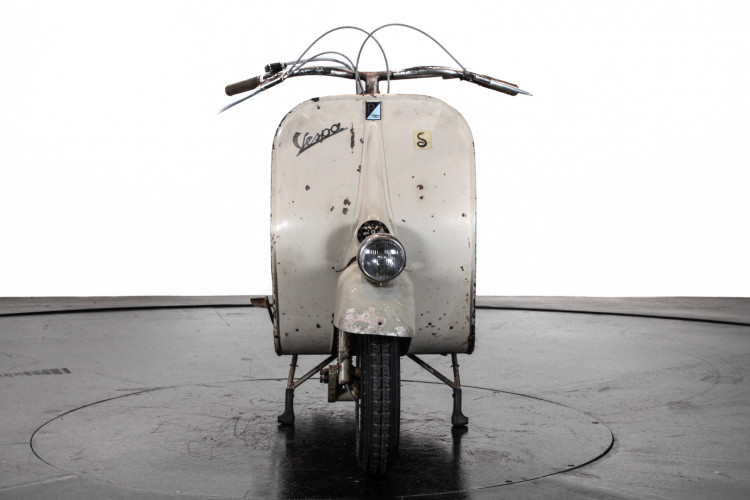 1950 Piaggio Vespa 125 2